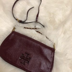 Tory Burch- Britten crossbody bag burgundy